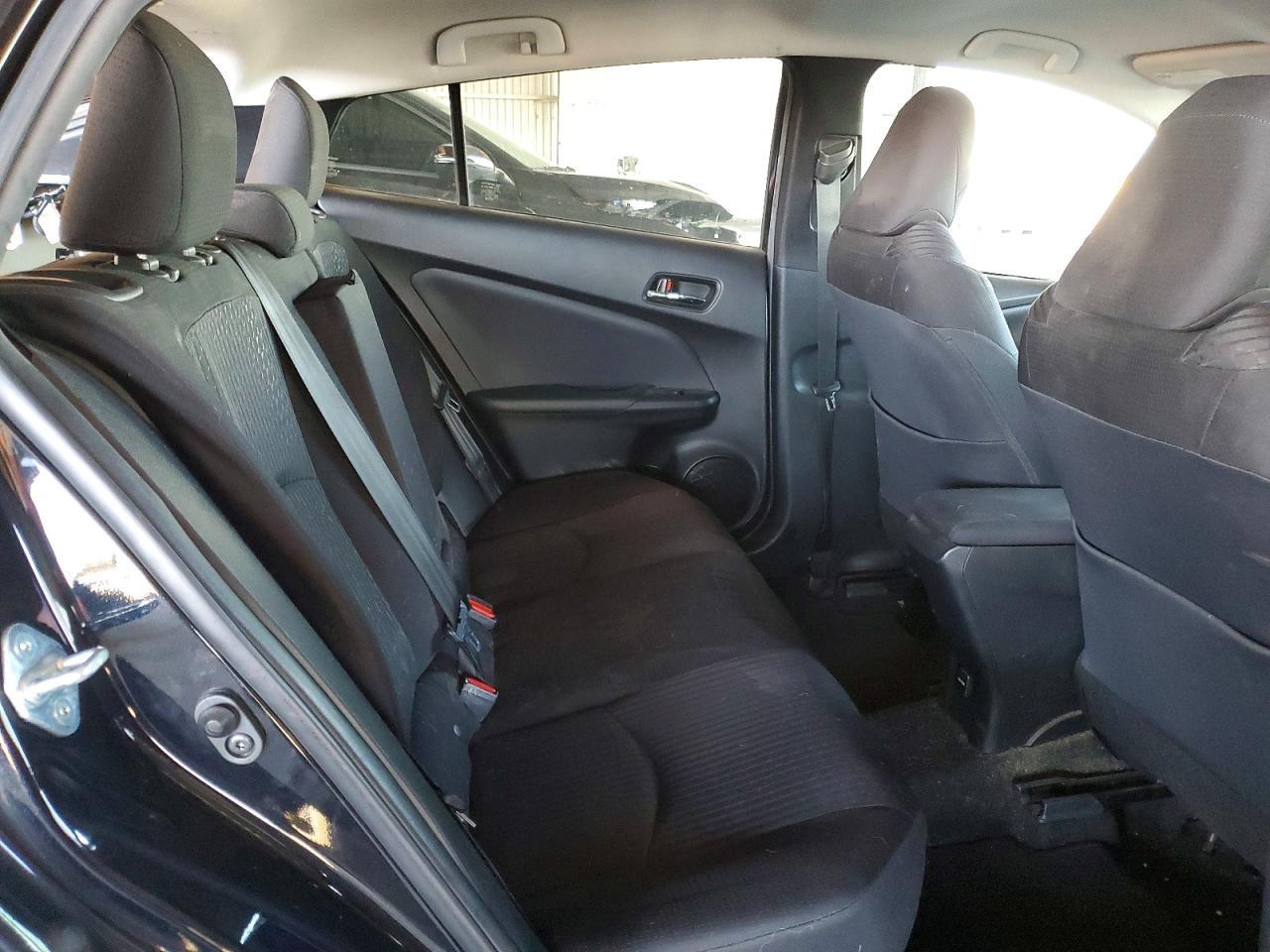 2018 TOYOTA PRIUS