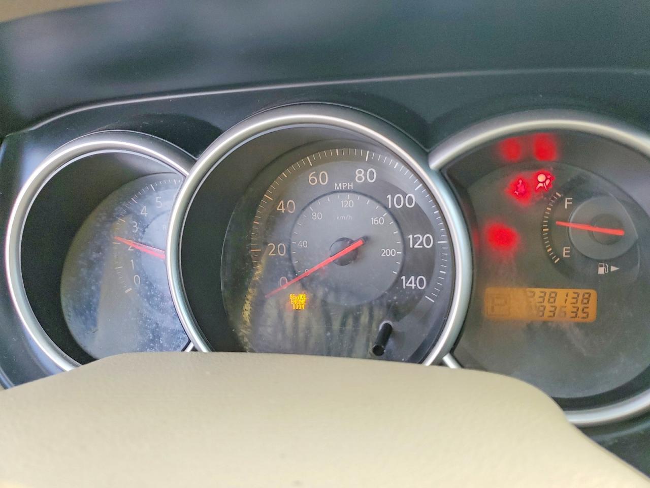 2009 NISSAN VERSA