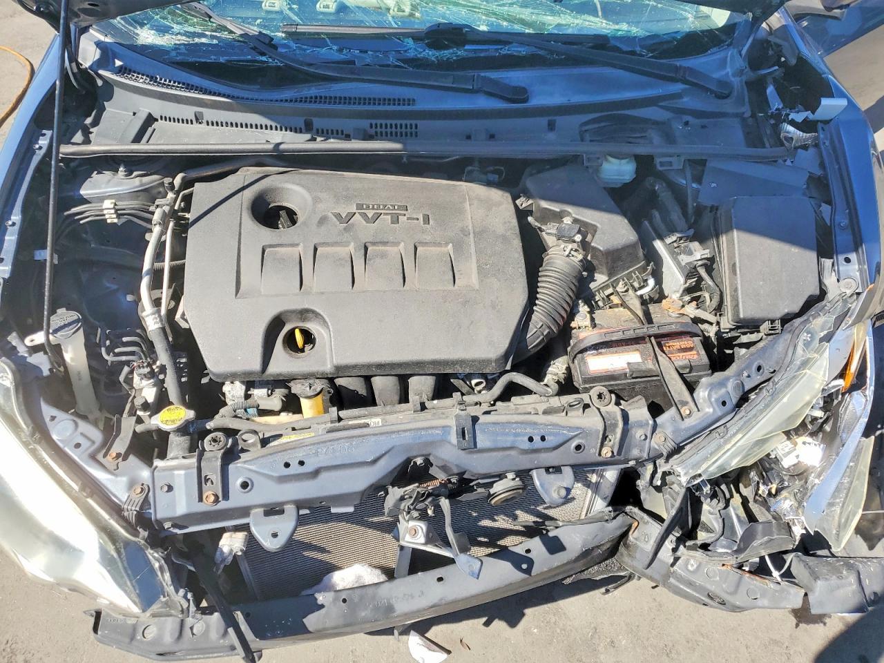 2015 TOYOTA COROLLA