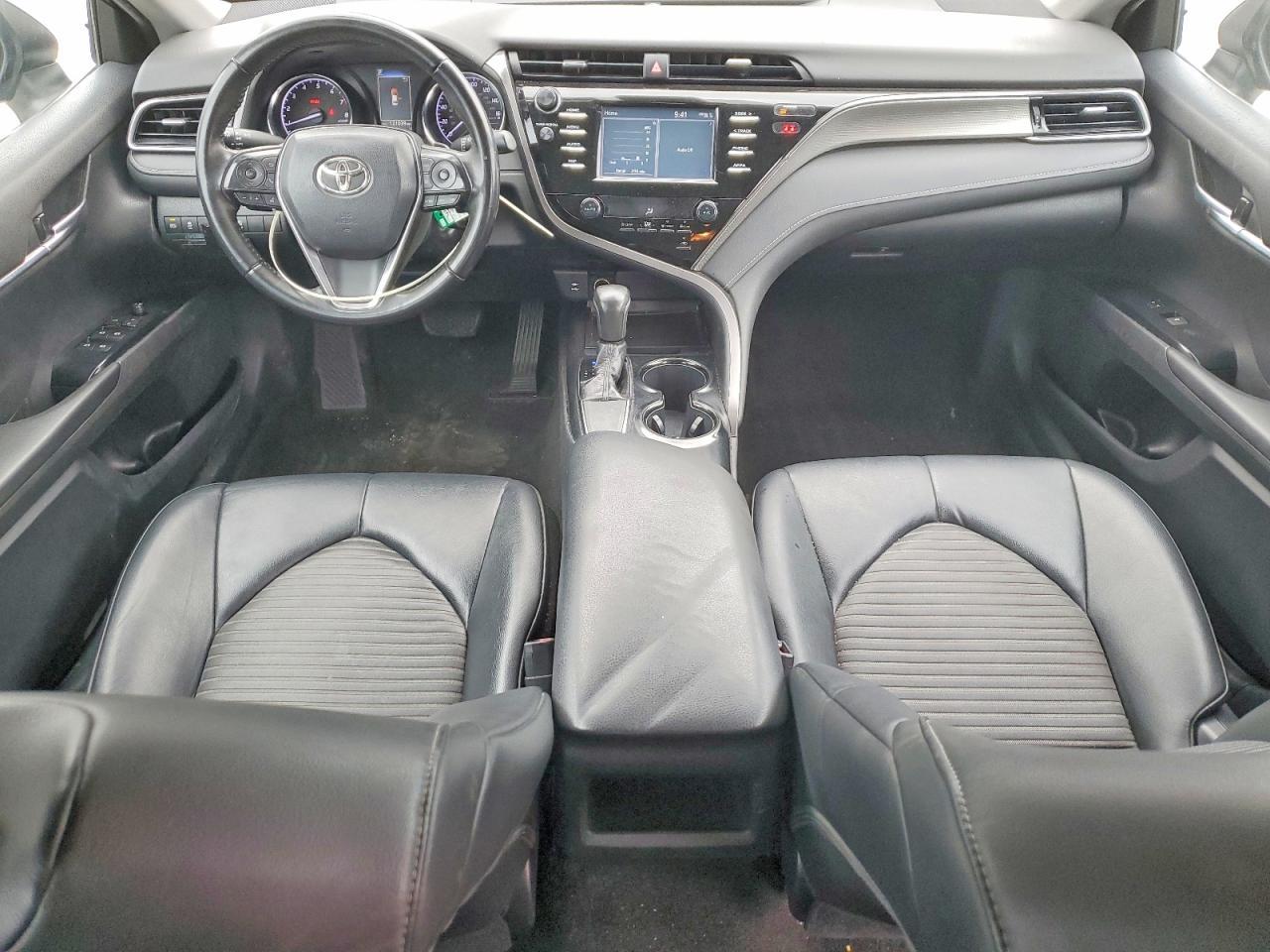 2019 TOYOTA CAMRY