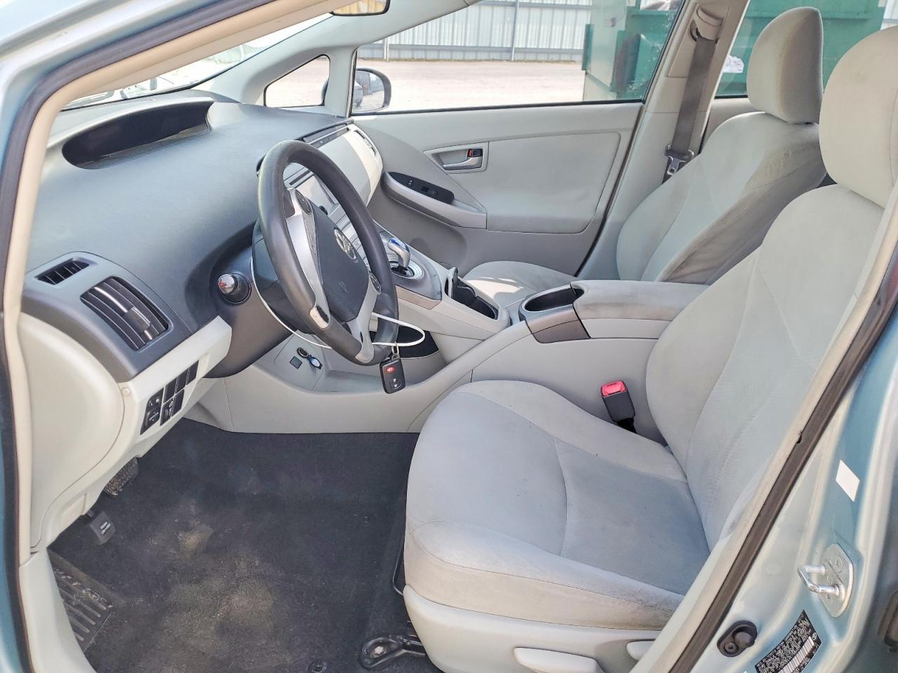 2012 TOYOTA PRIUS