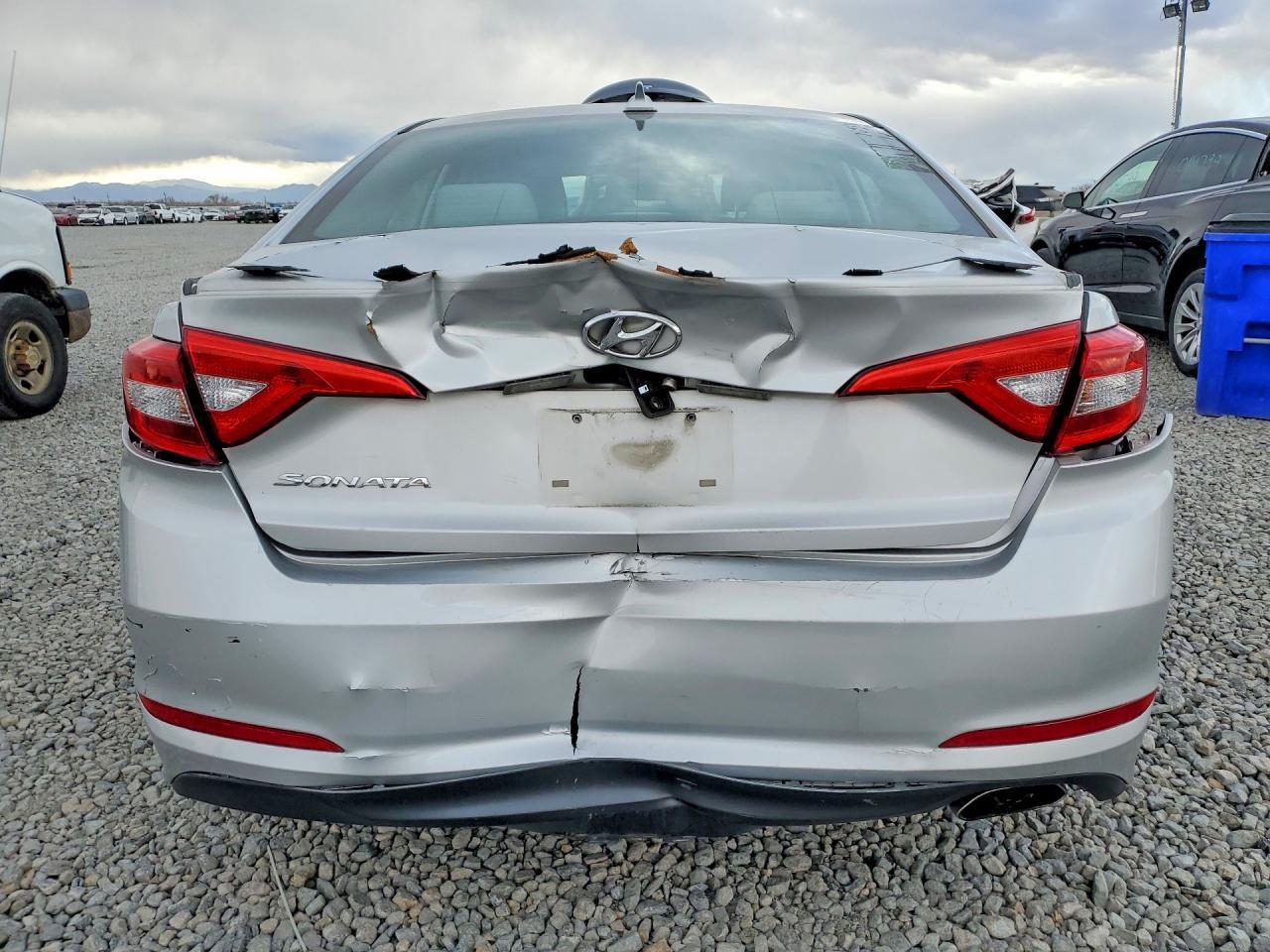 2016 HYUNDAI SONATA