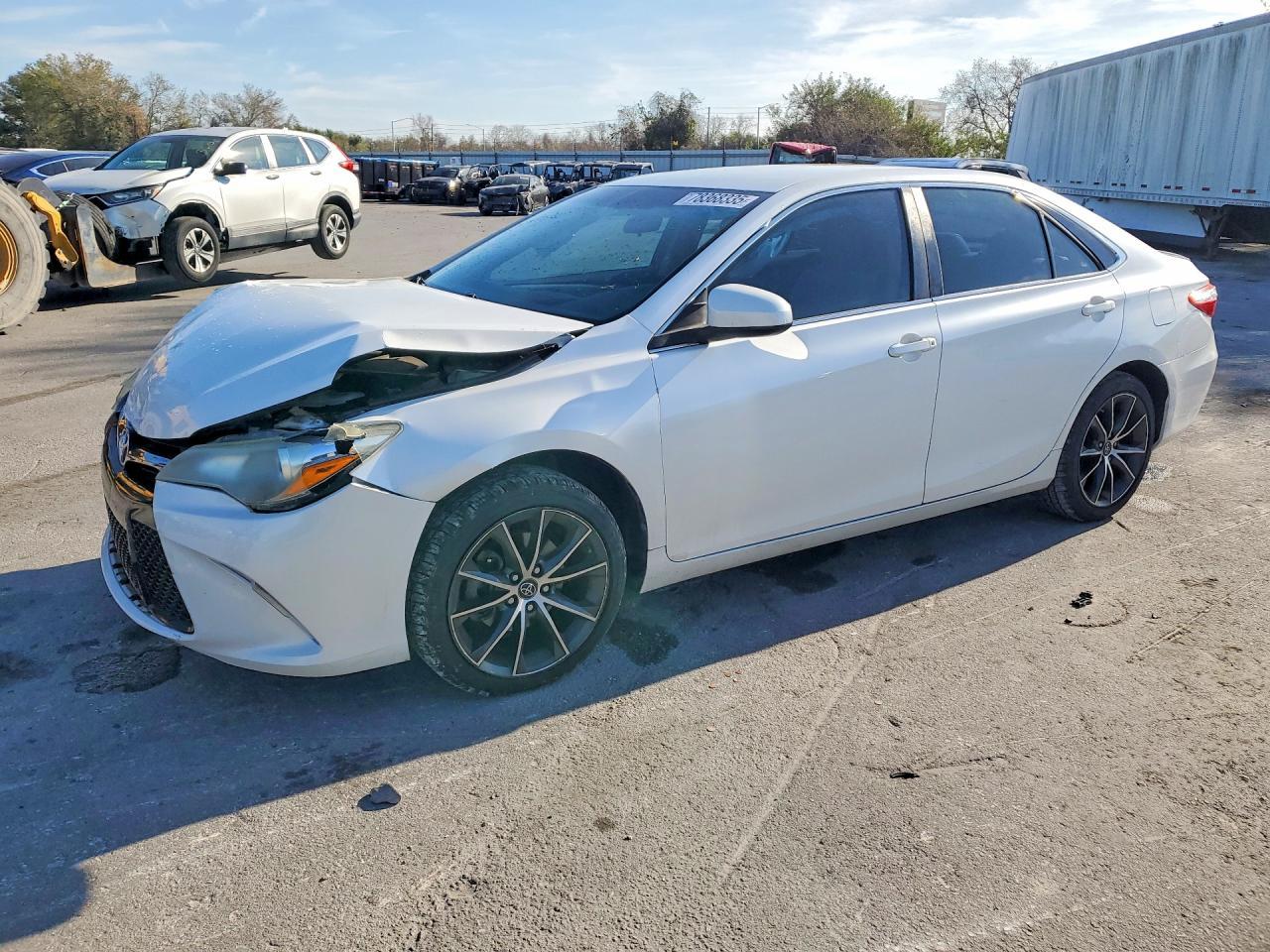2017 TOYOTA CAMRY