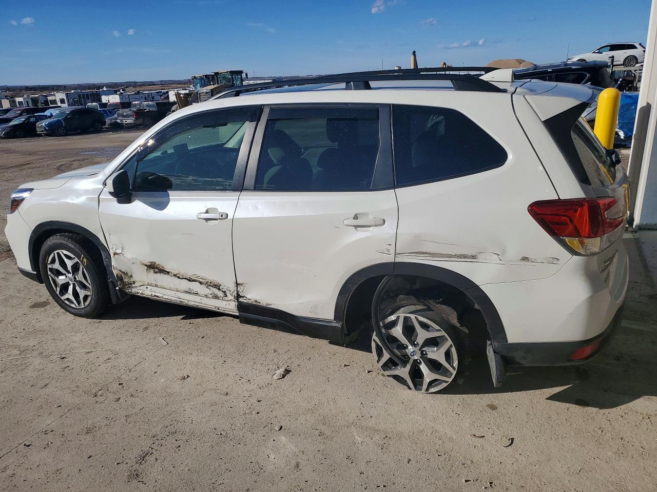 2021 SUBARU FORESTER