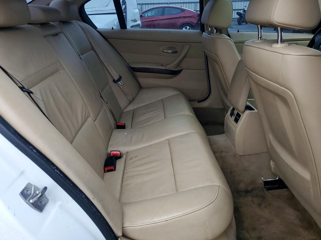 2010 BMW 3 SERIES