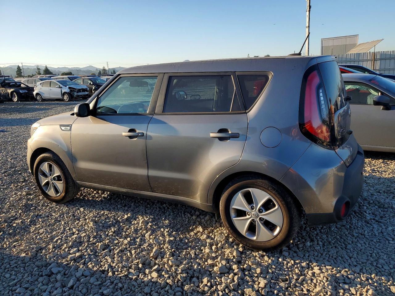 2016 KIA SOUL