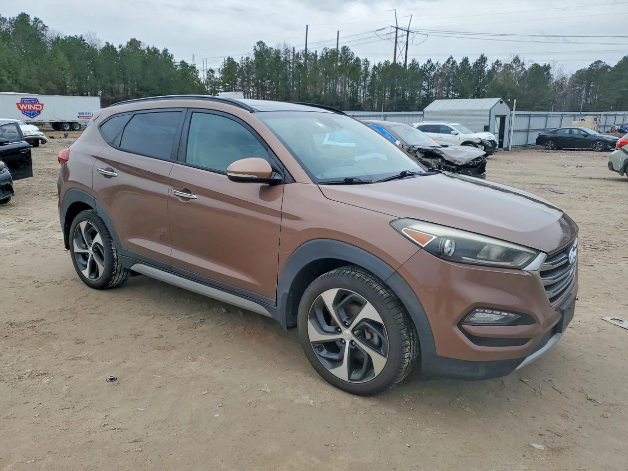 2017 HYUNDAI TUCSON