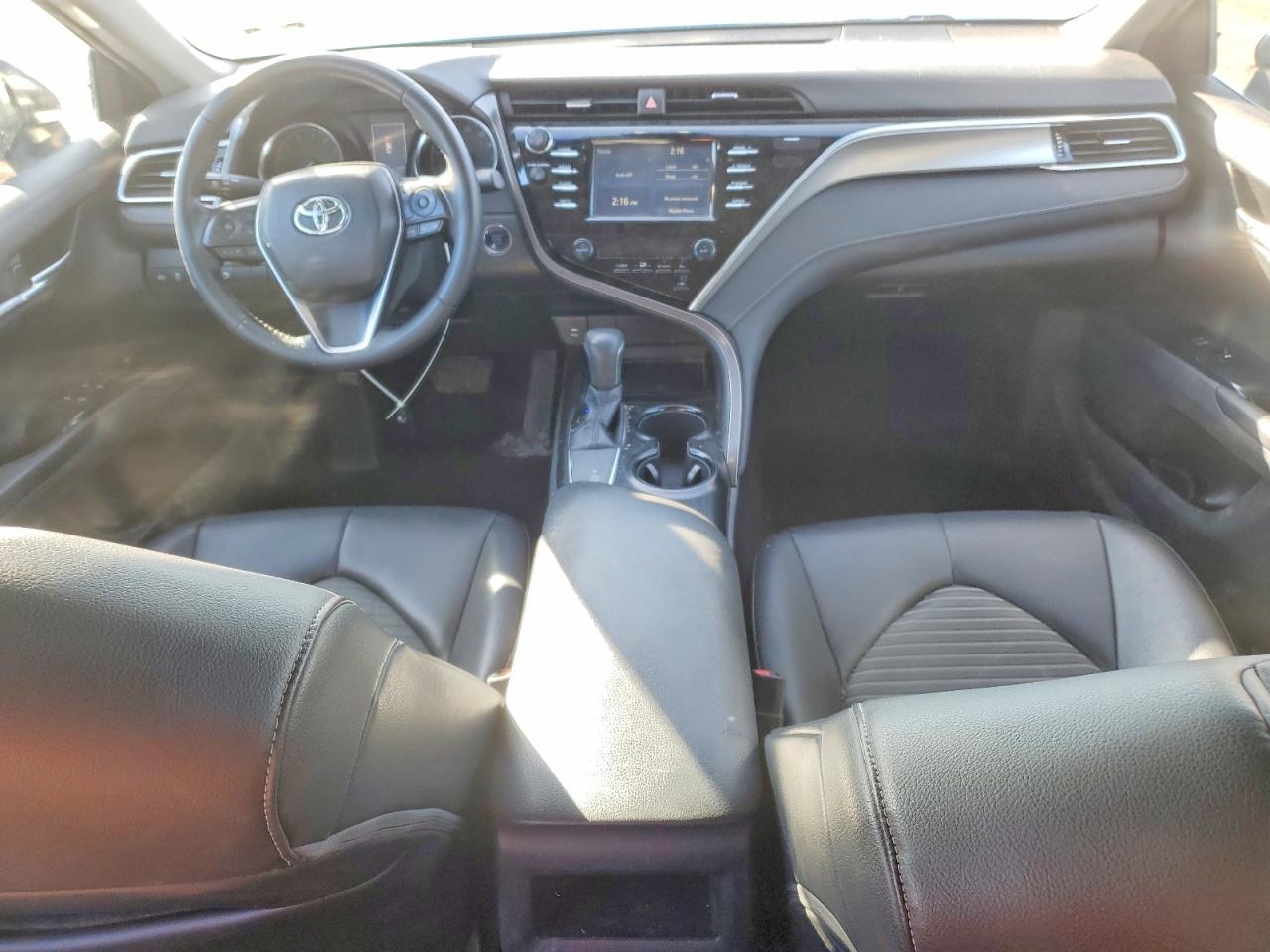 2018 TOYOTA CAMRY