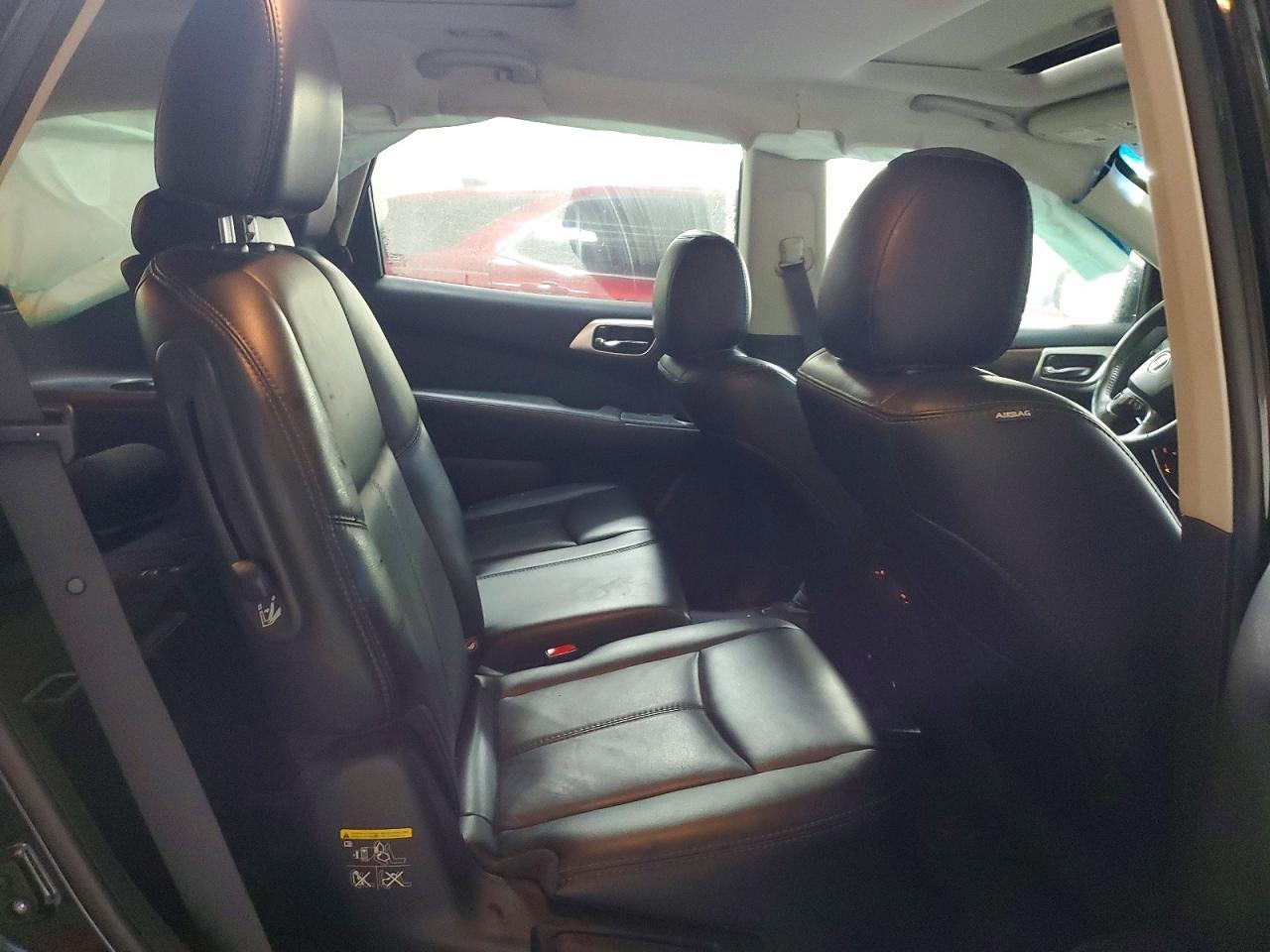 2016 NISSAN PATHFINDER