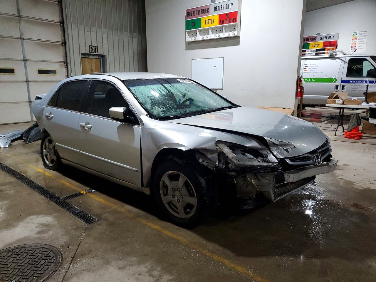 2005 HONDA ACCORD