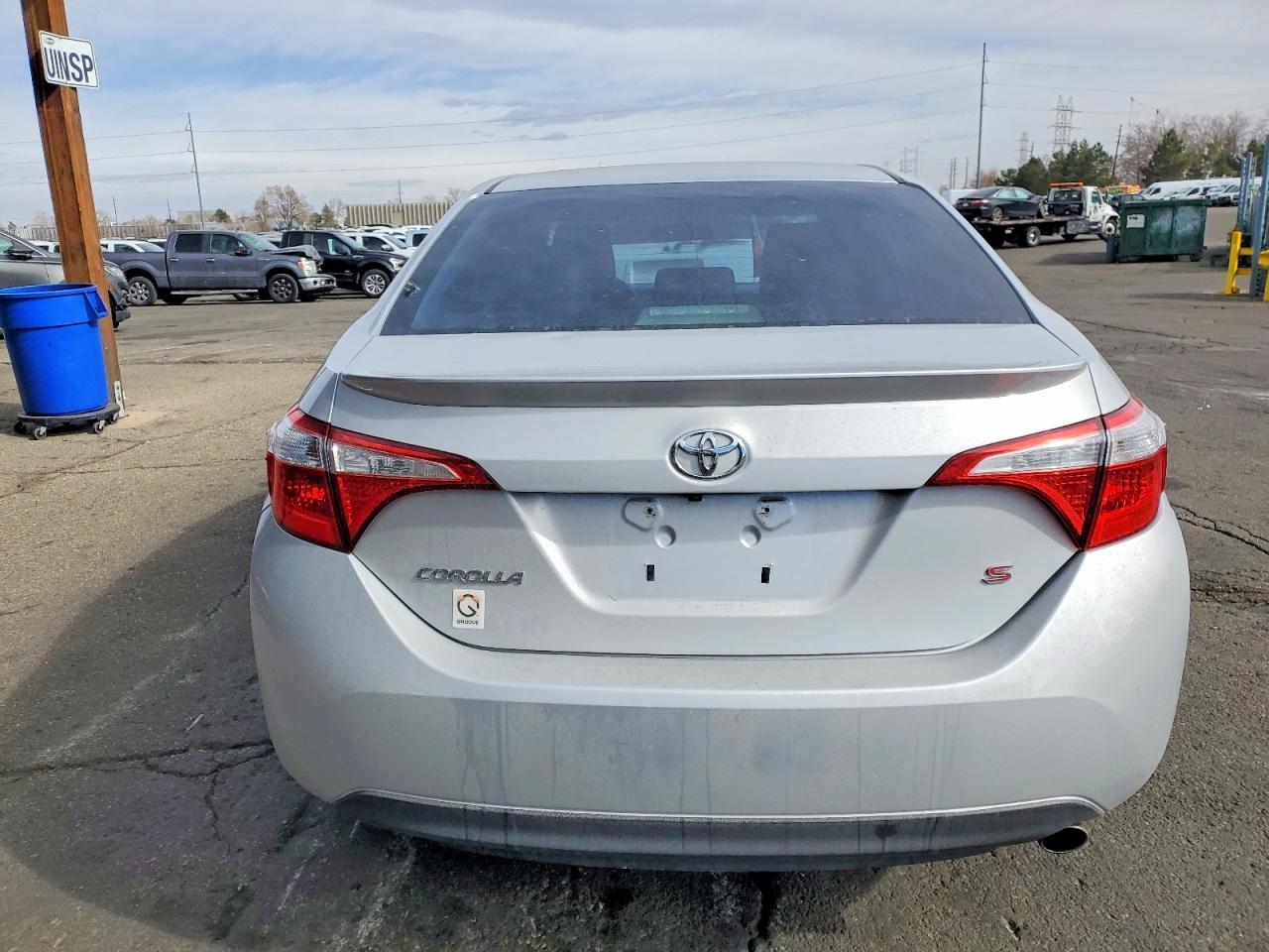 2016 TOYOTA COROLLA