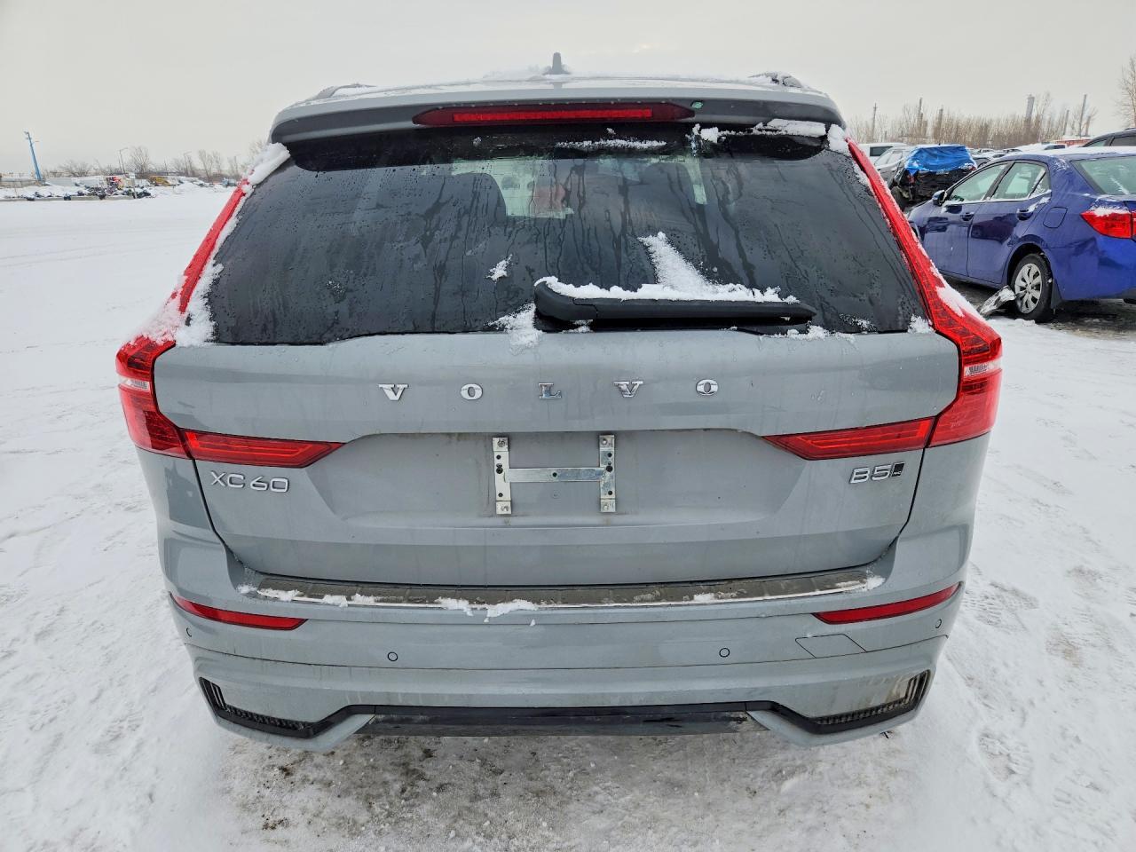 2025 VOLVO XC60