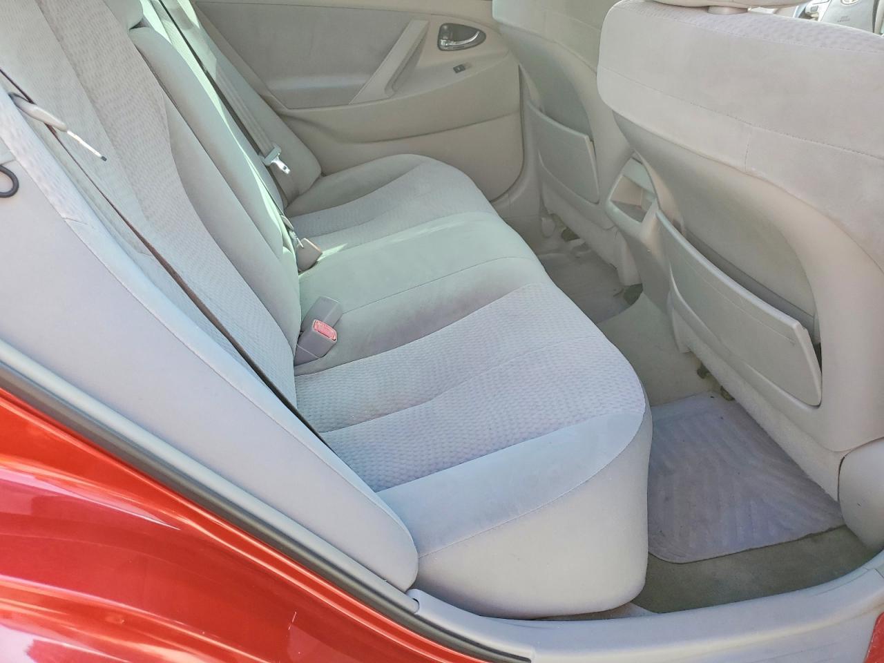 2010 TOYOTA CAMRY