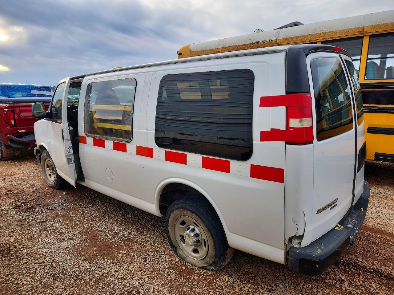 2014 CHEVROLET EXPRESS 2500