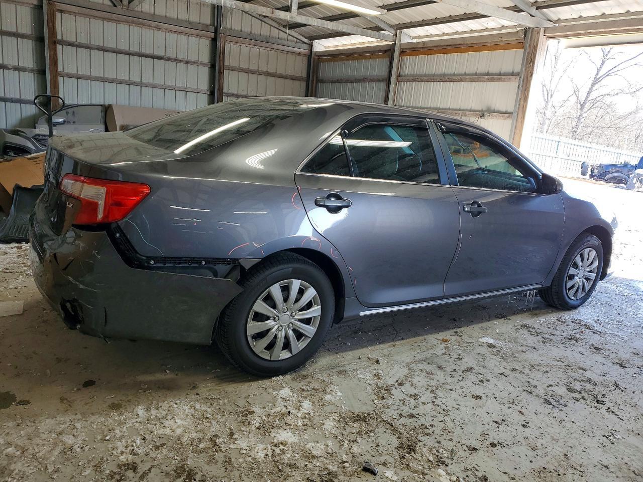 2014 TOYOTA CAMRY