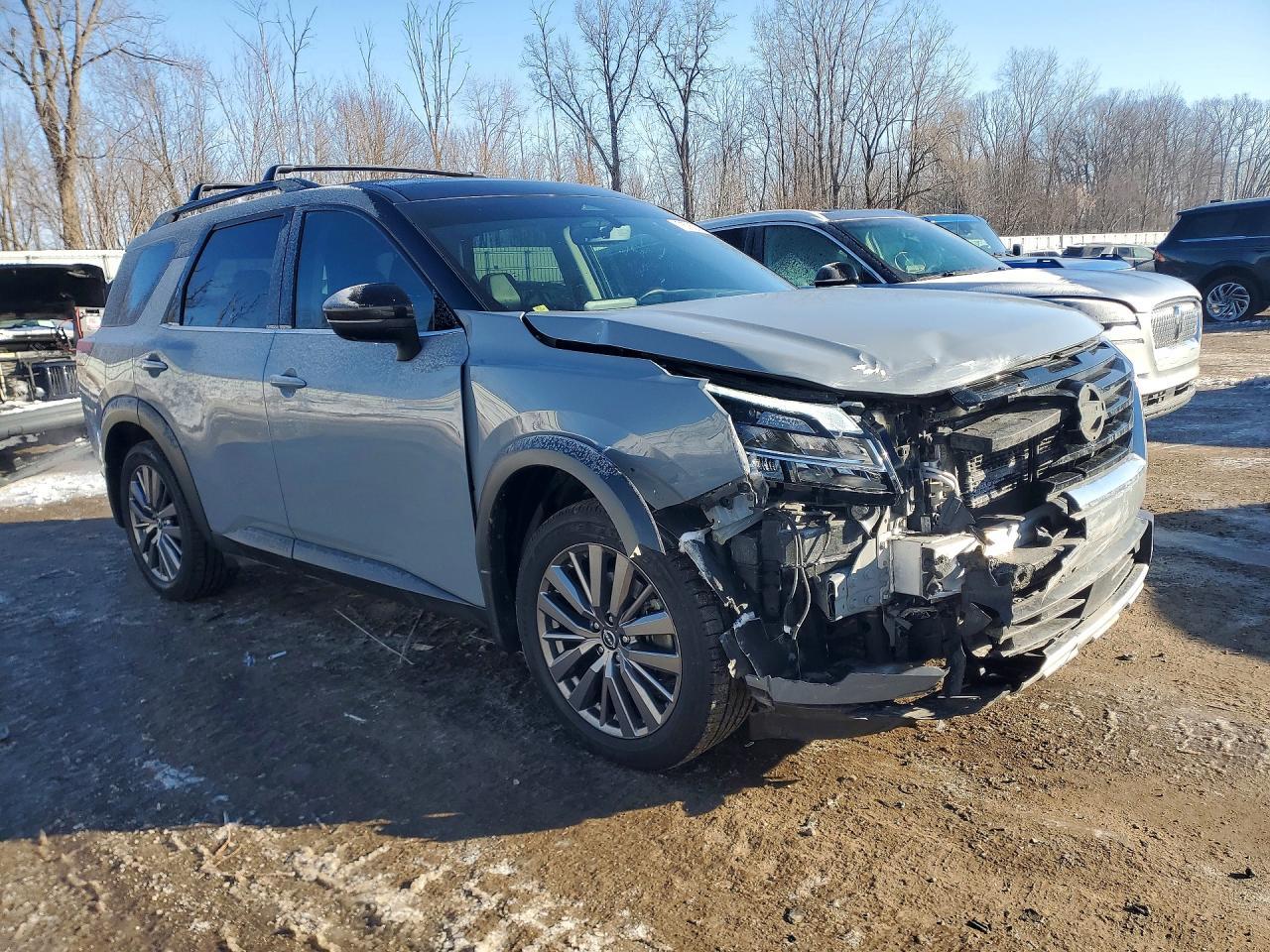 2024 NISSAN PATHFINDER