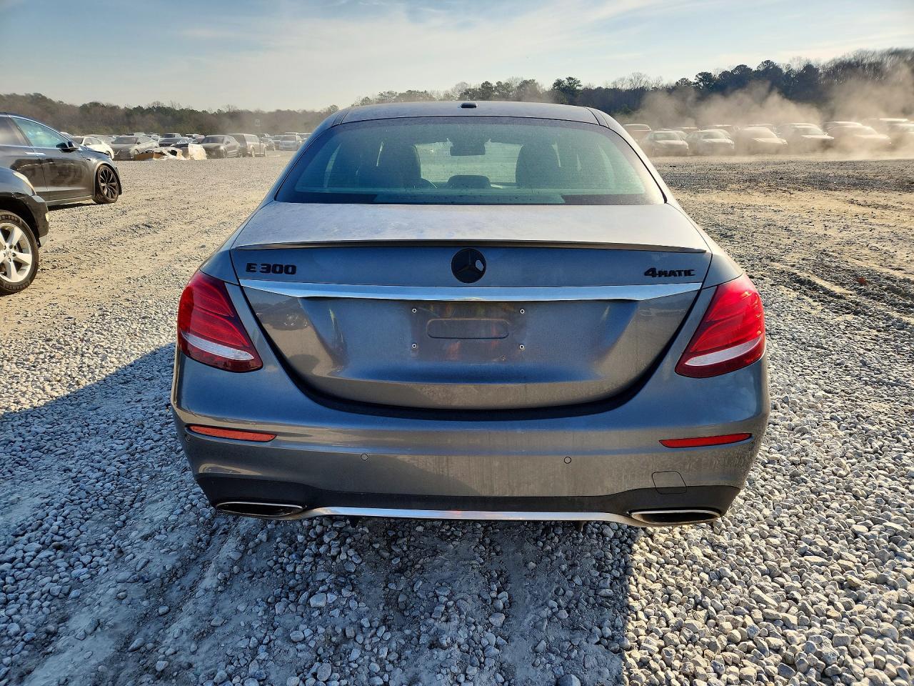 2017 MERCEDES-BENZ E-Class