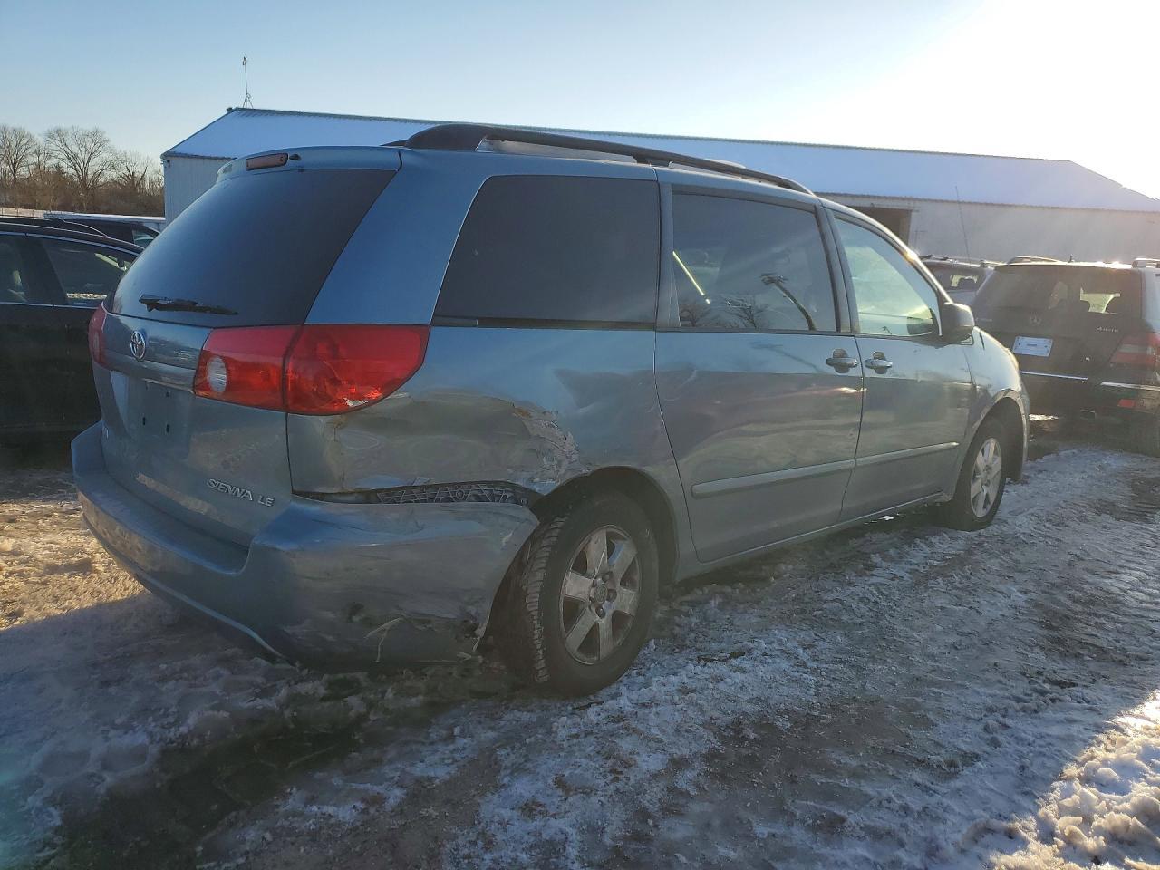2006 TOYOTA SIENNA