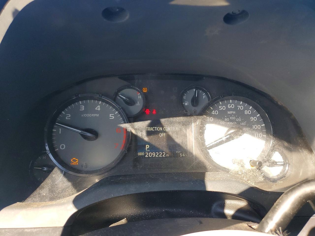 2016 TOYOTA TUNDRA