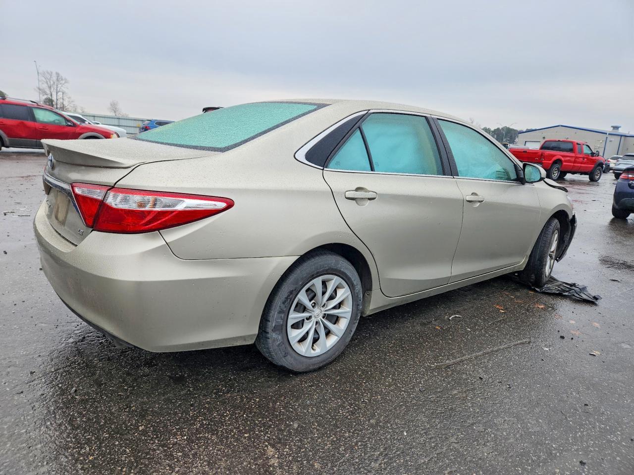 2017 TOYOTA CAMRY
