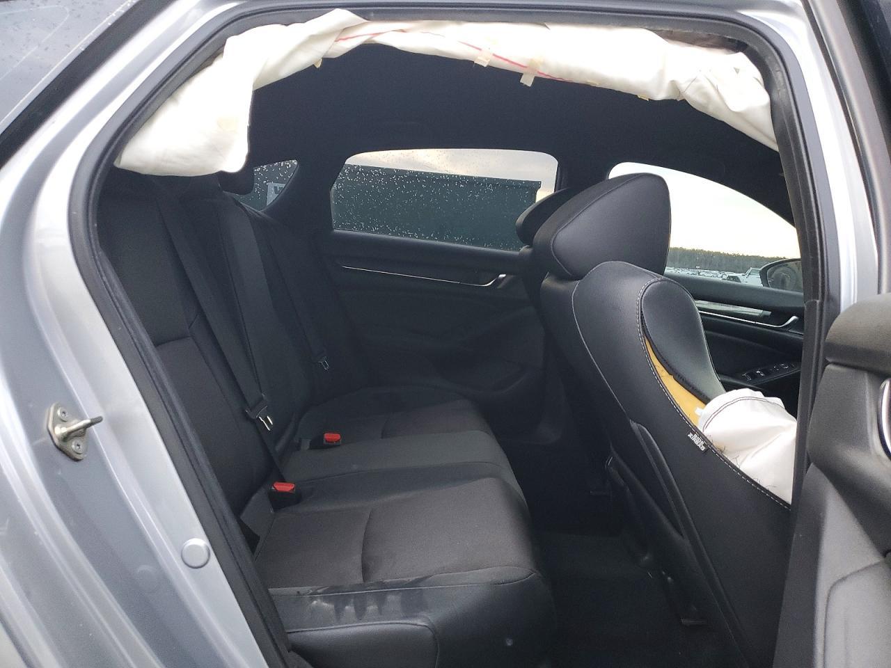 2019 HONDA ACCORD