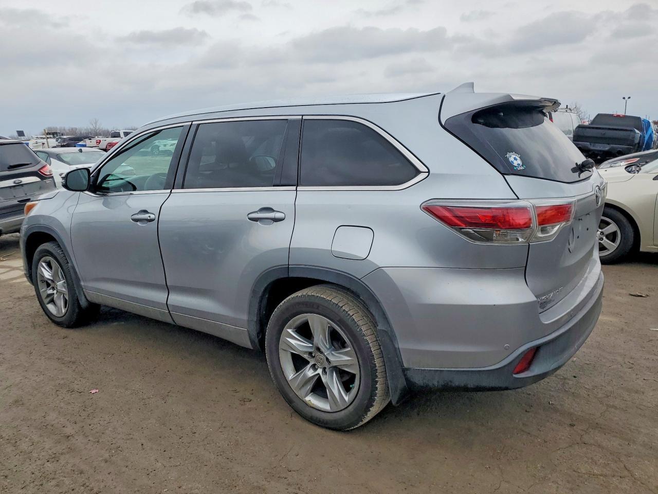2014 TOYOTA HIGHLANDER