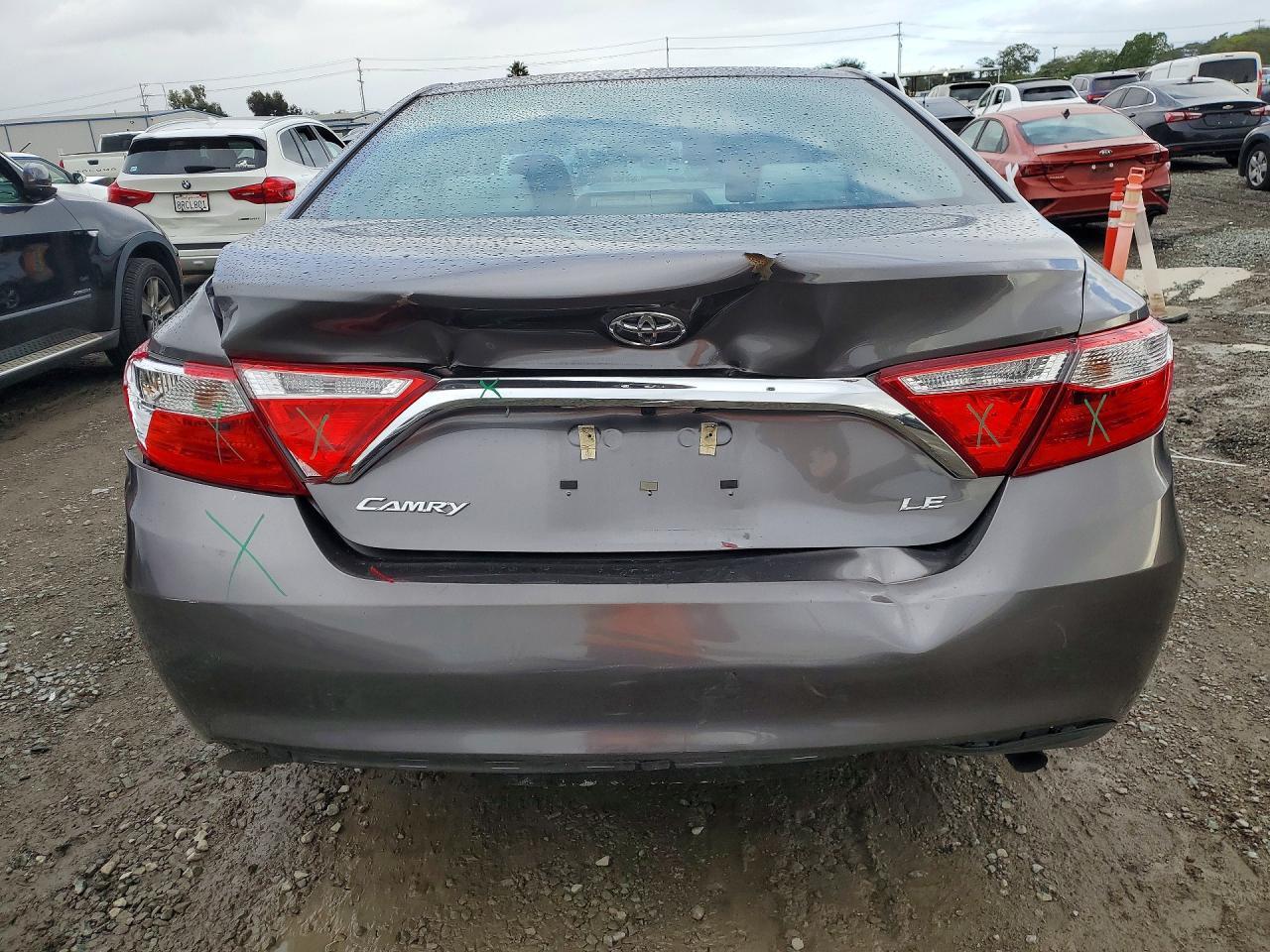 2016 TOYOTA CAMRY