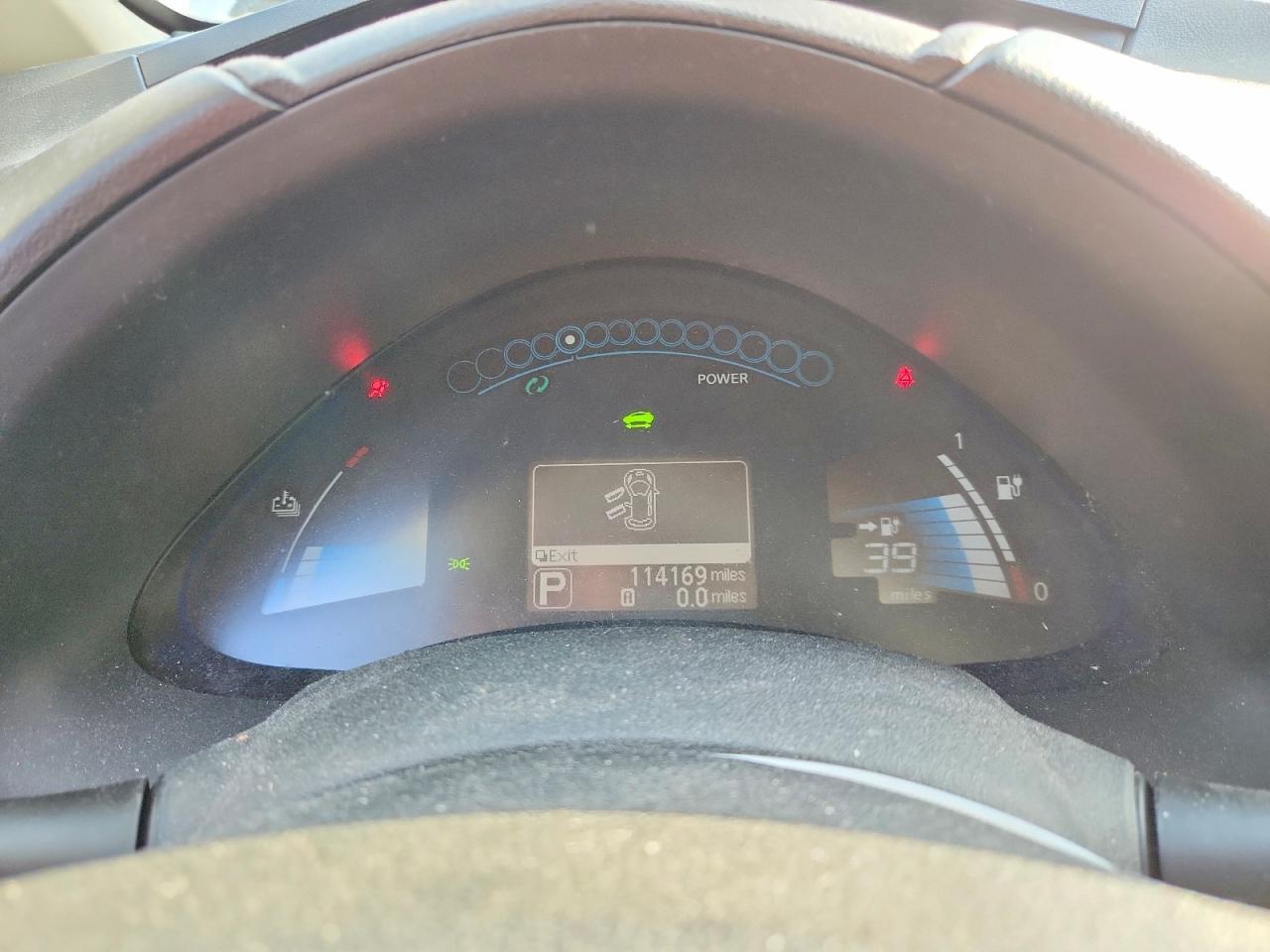 2015 NISSAN LEAF
