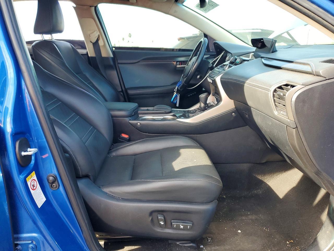 2017 LEXUS NX 200T