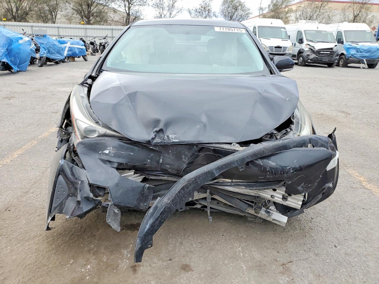 2016 TOYOTA PRIUS