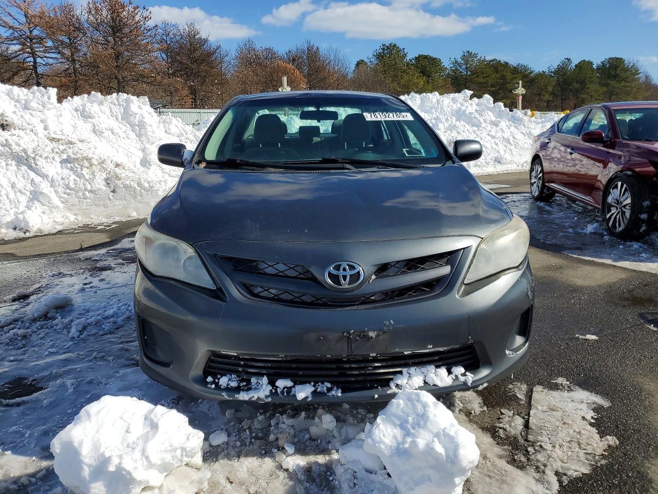 2011 TOYOTA COROLLA