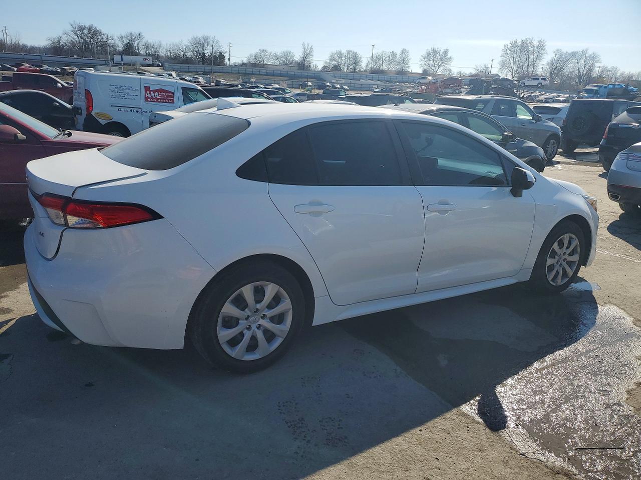2021 TOYOTA COROLLA