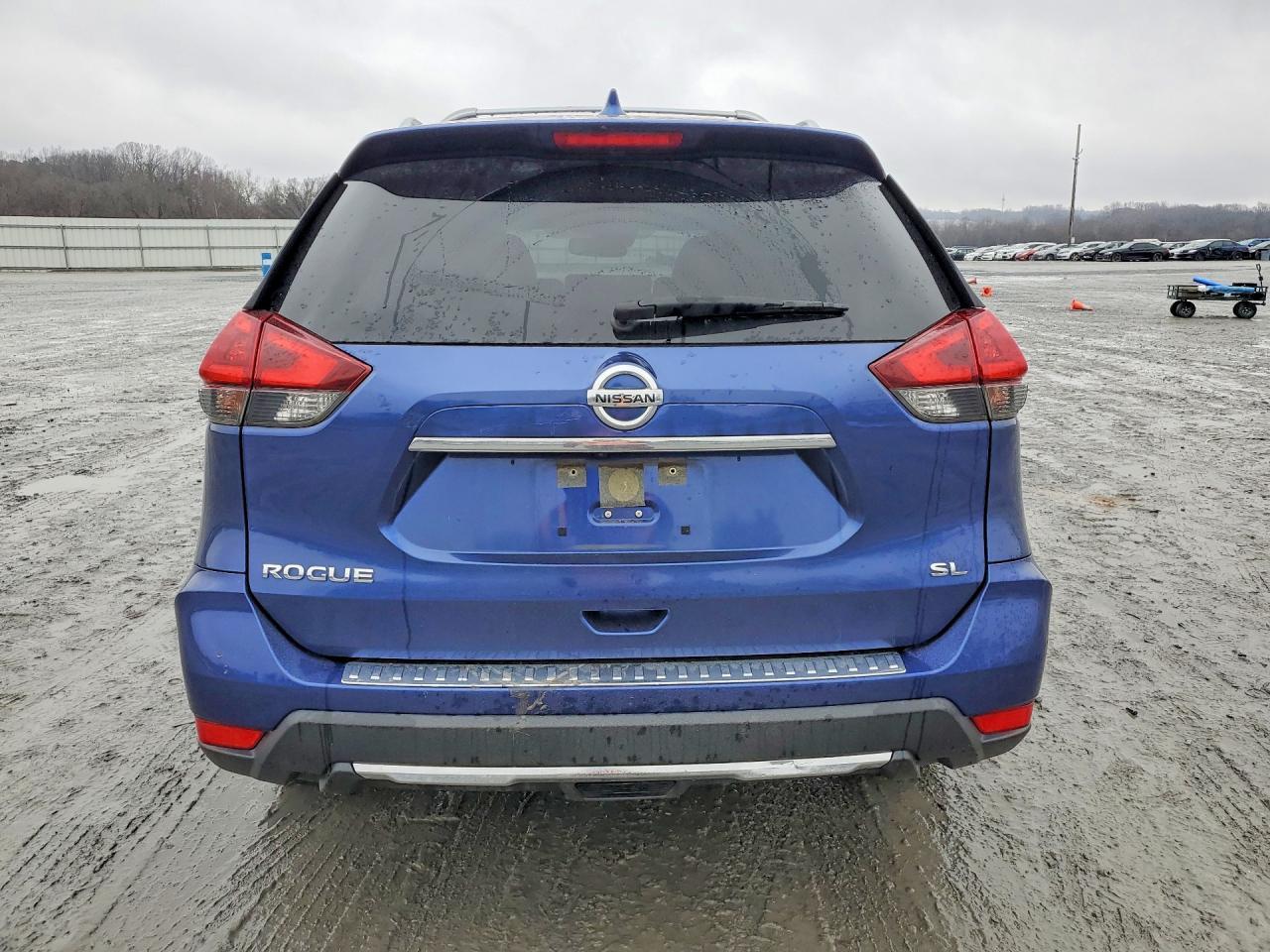 2018 NISSAN ROGUE