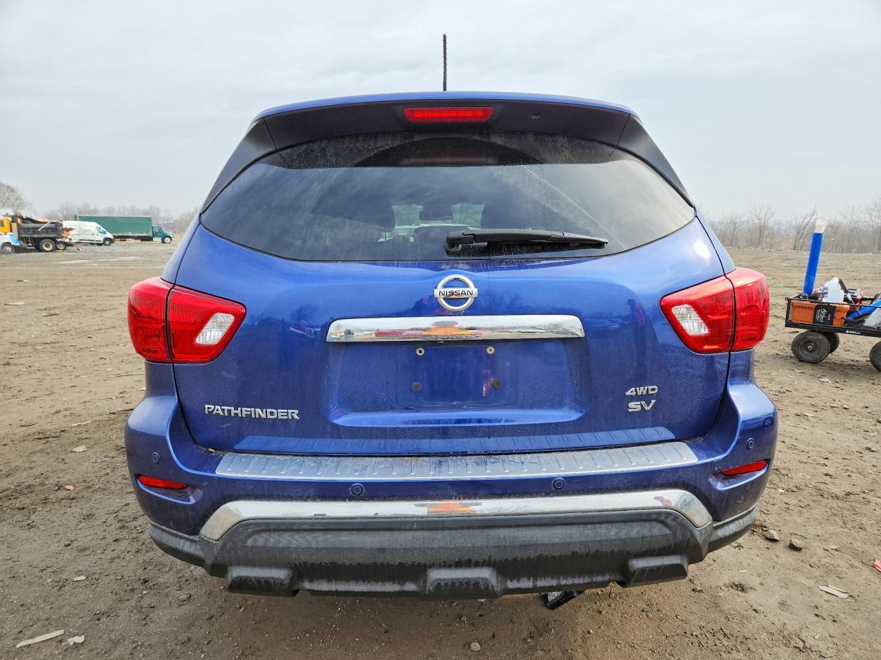2017 NISSAN PATHFINDER