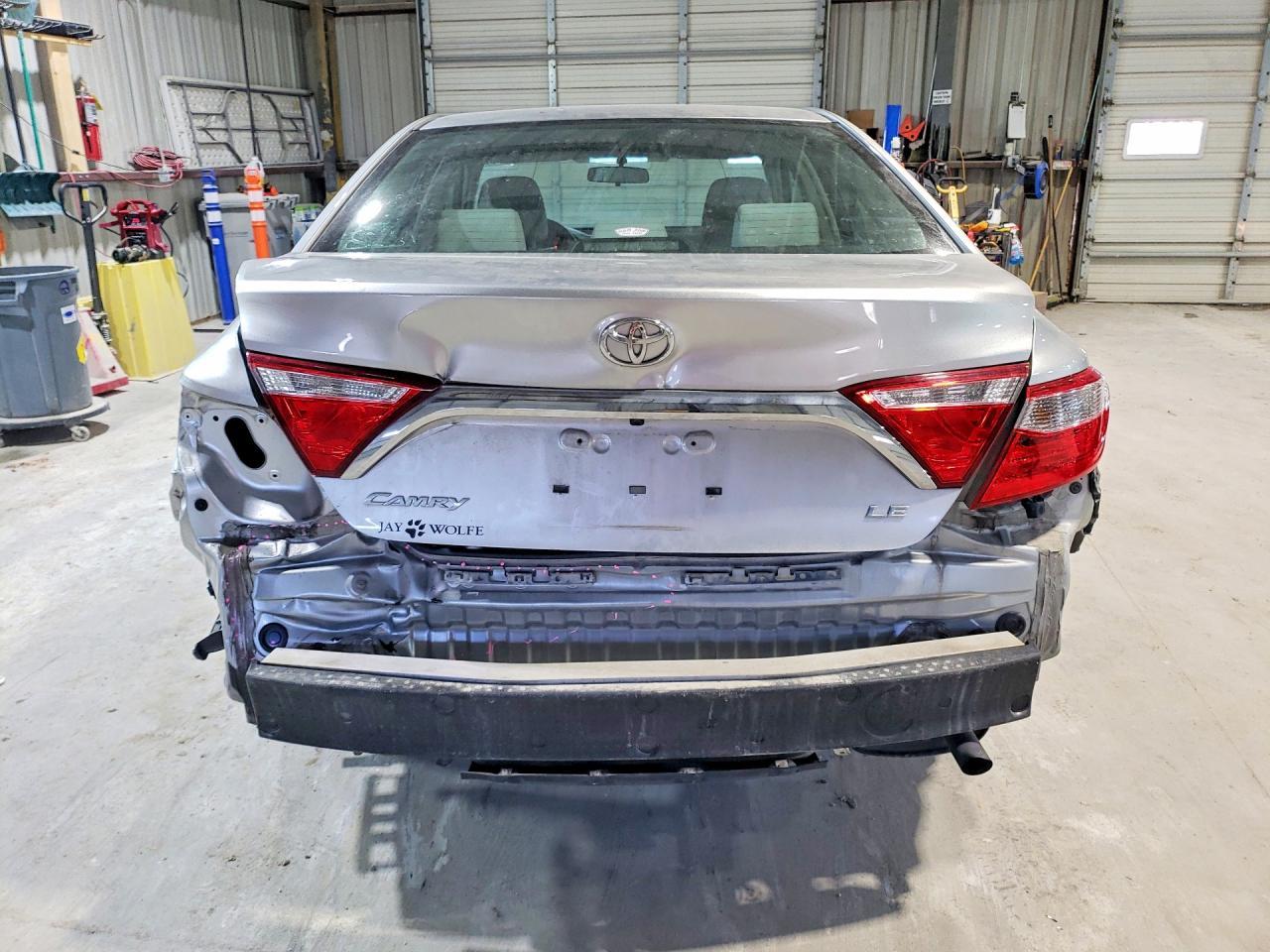 2015 TOYOTA CAMRY
