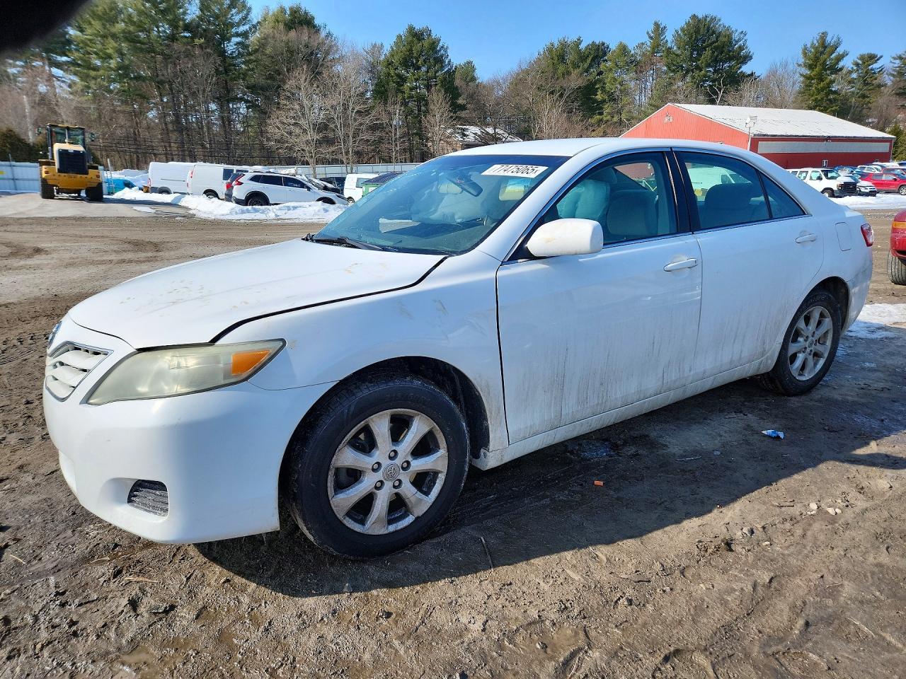 2011 TOYOTA CAMRY