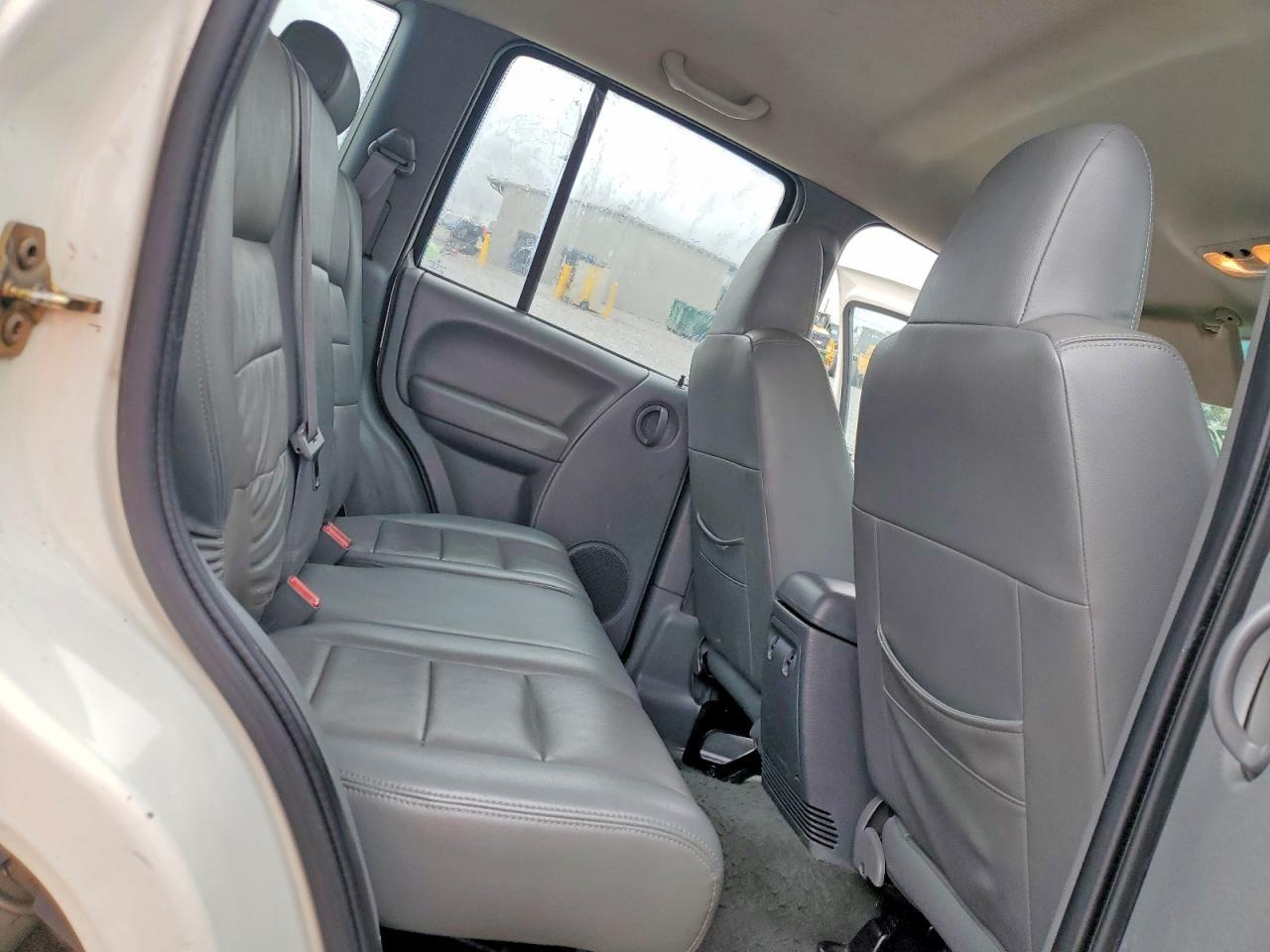 2006 JEEP Liberty