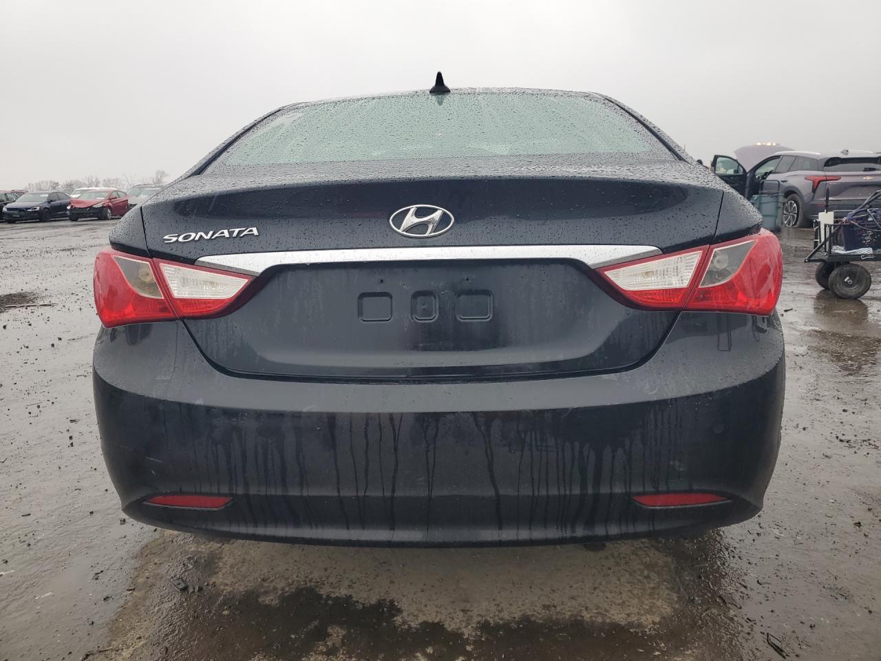 2011 HYUNDAI SONATA