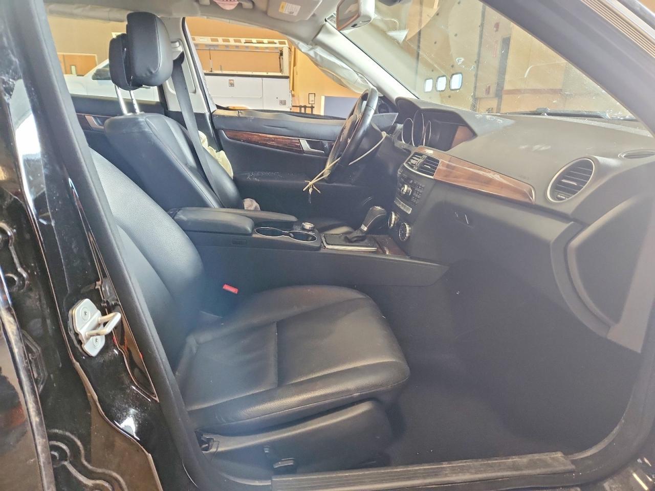 2013 MERCEDES-BENZ C-CLASS