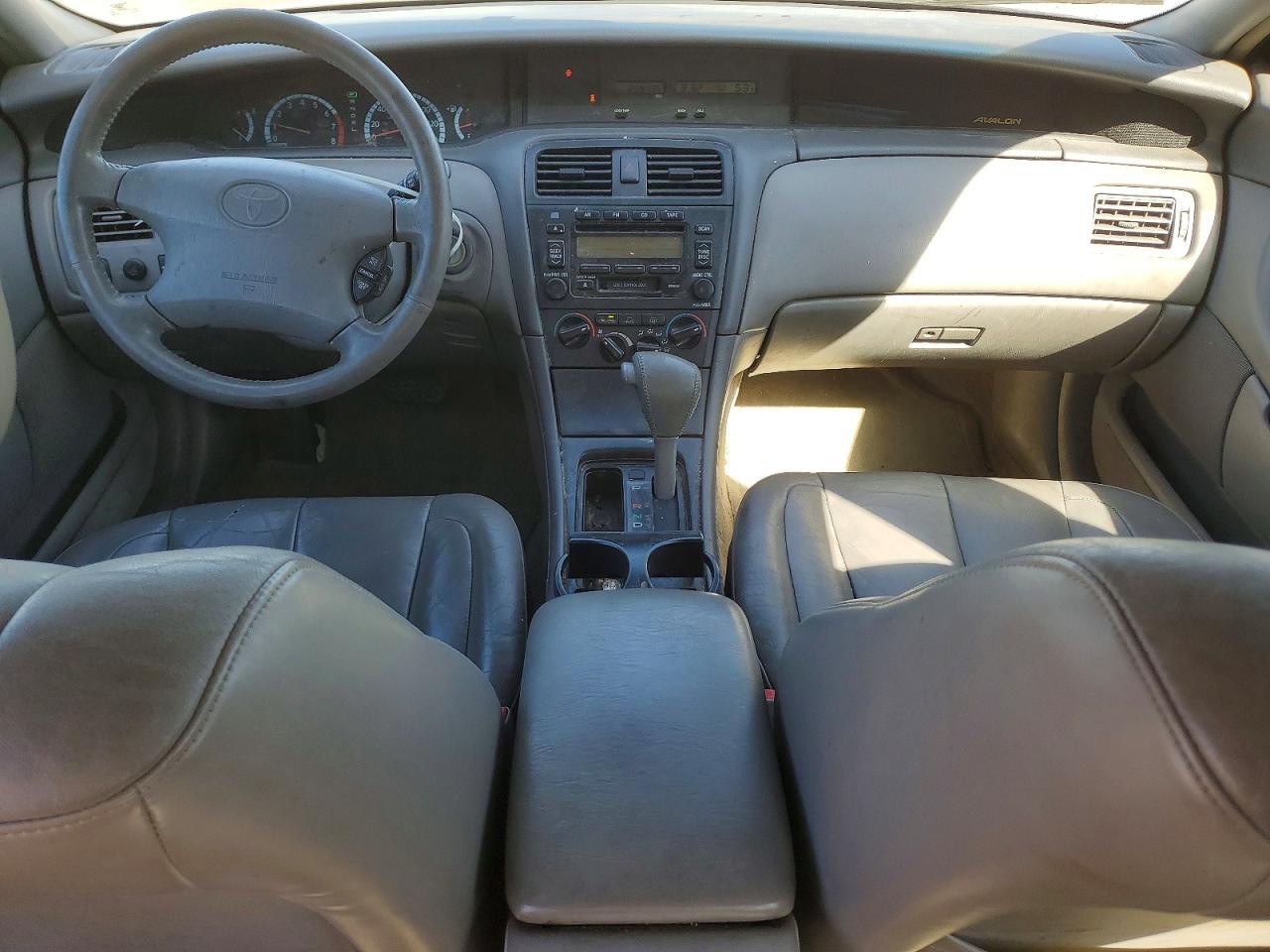 2001 TOYOTA Avalon