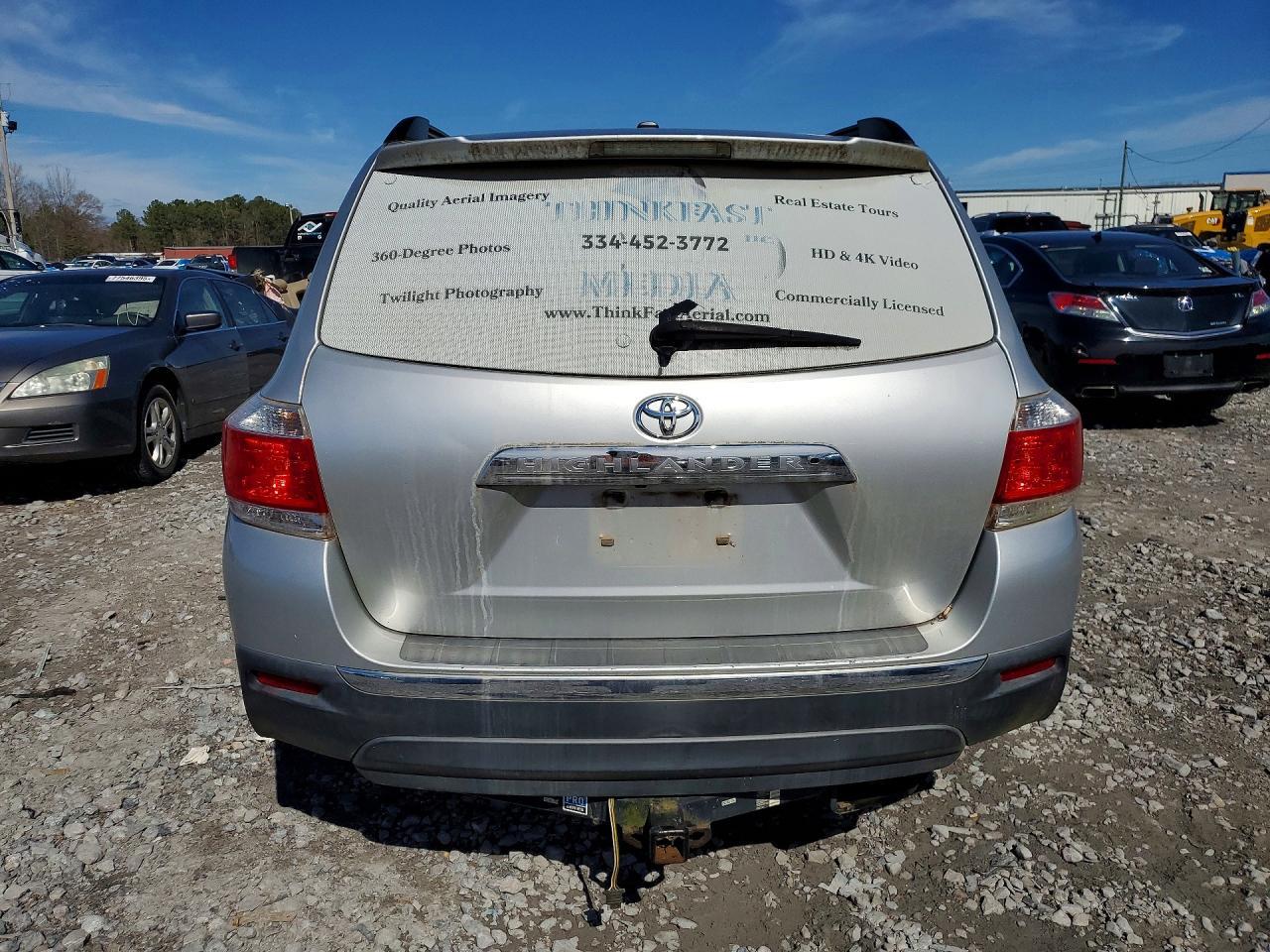 2011 TOYOTA HIGHLANDER