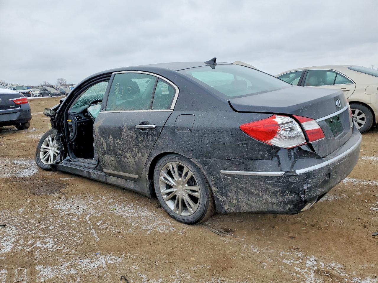 2012 HYUNDAI GENESIS