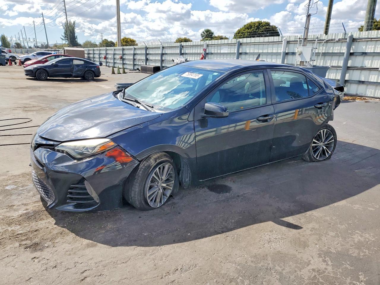2017 TOYOTA COROLLA