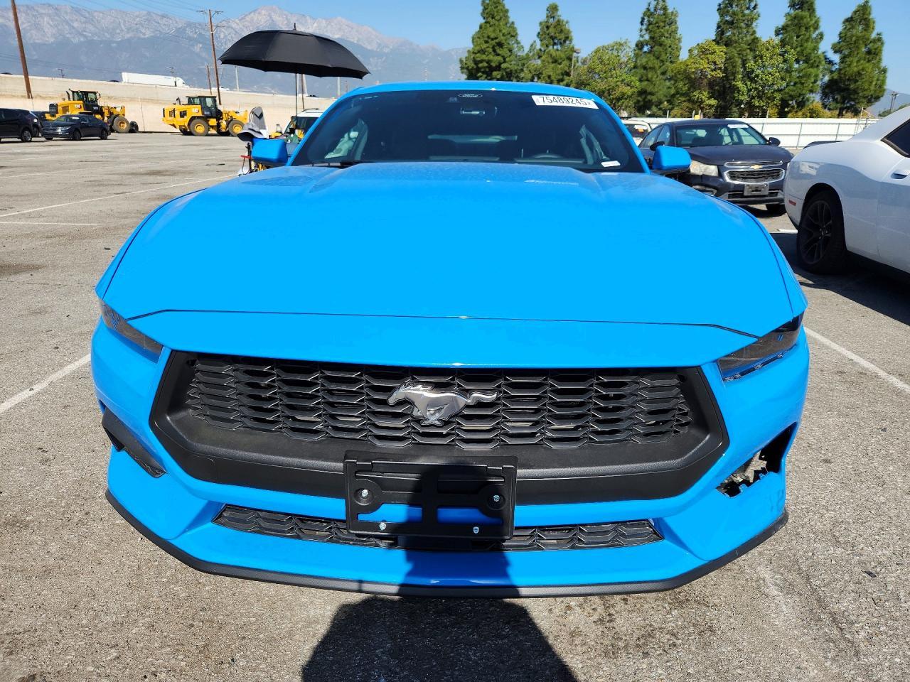 2025 FORD MUSTANG