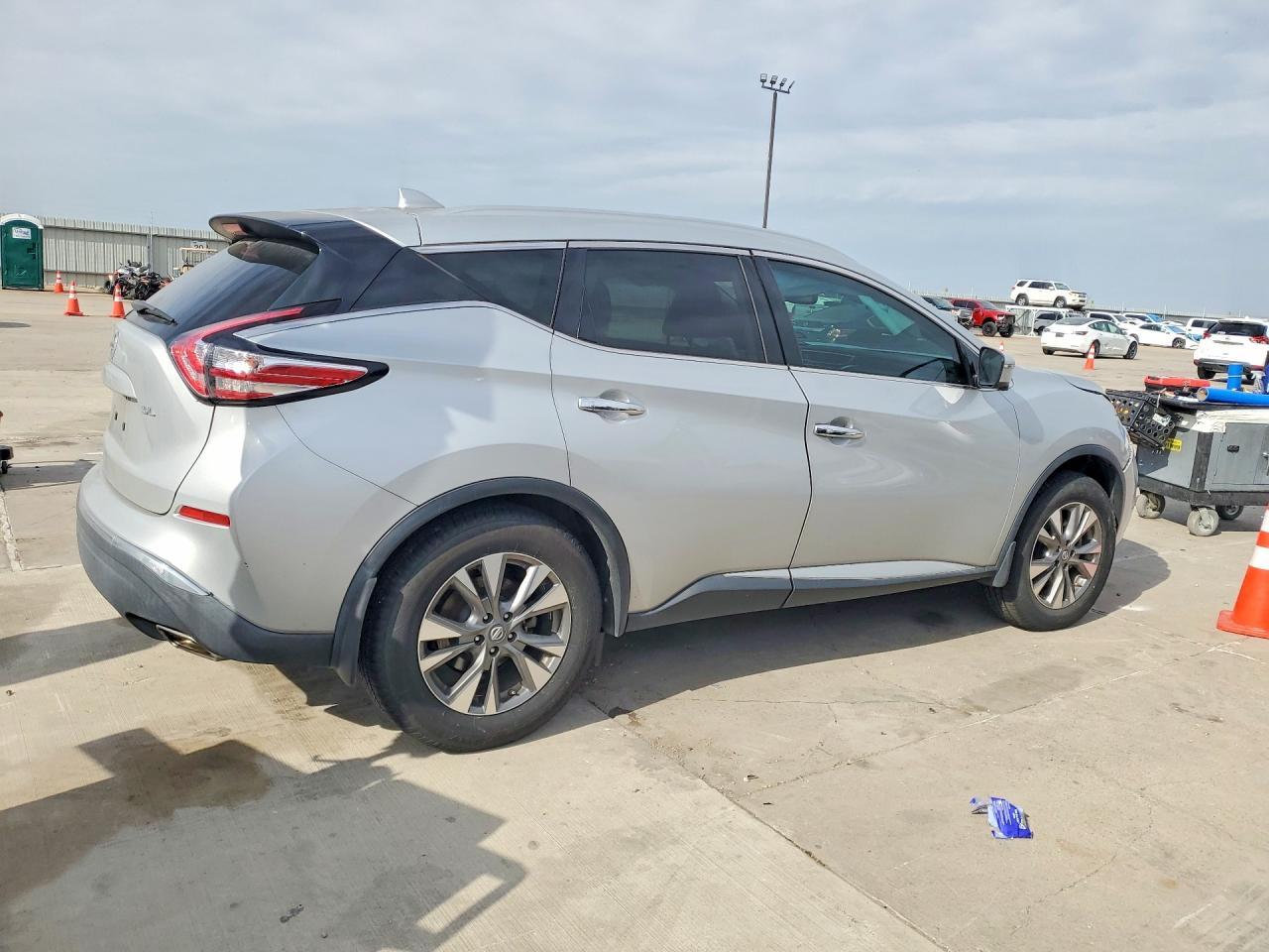 2017 NISSAN MURANO
