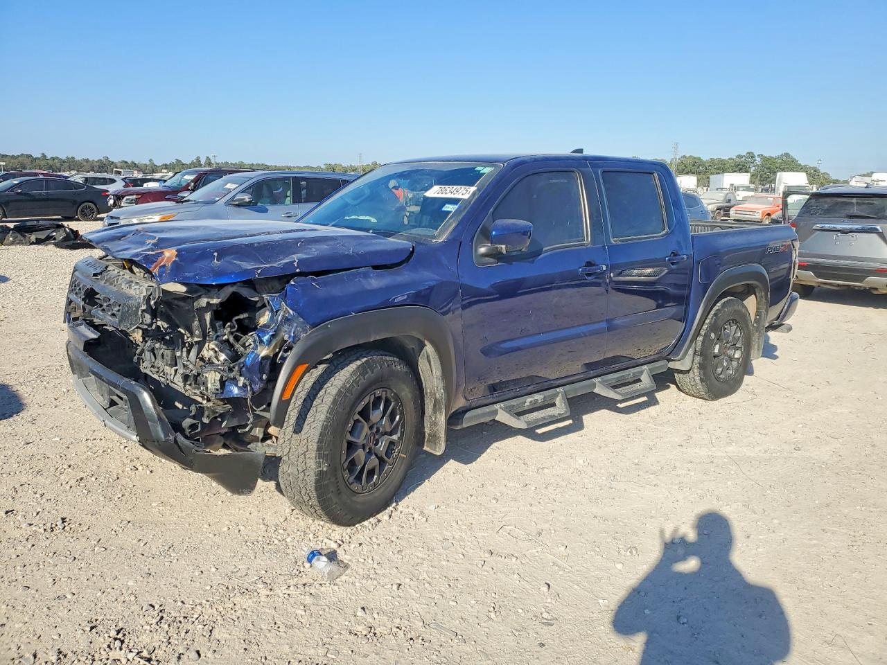 2022 NISSAN Frontier