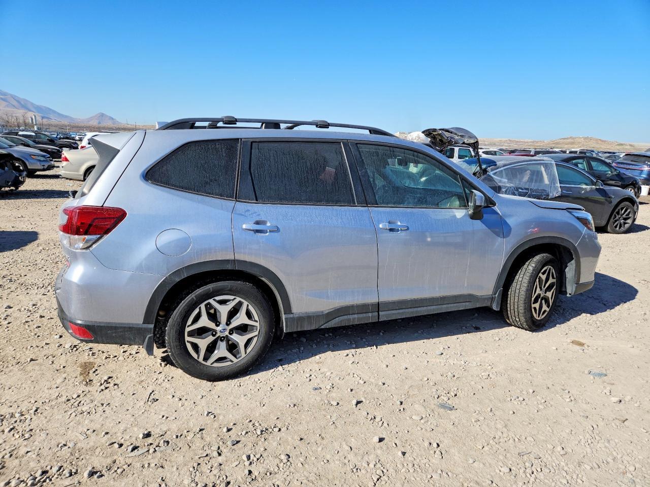 2019 SUBARU FORESTER