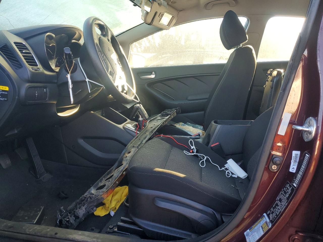 2017 KIA FORTE