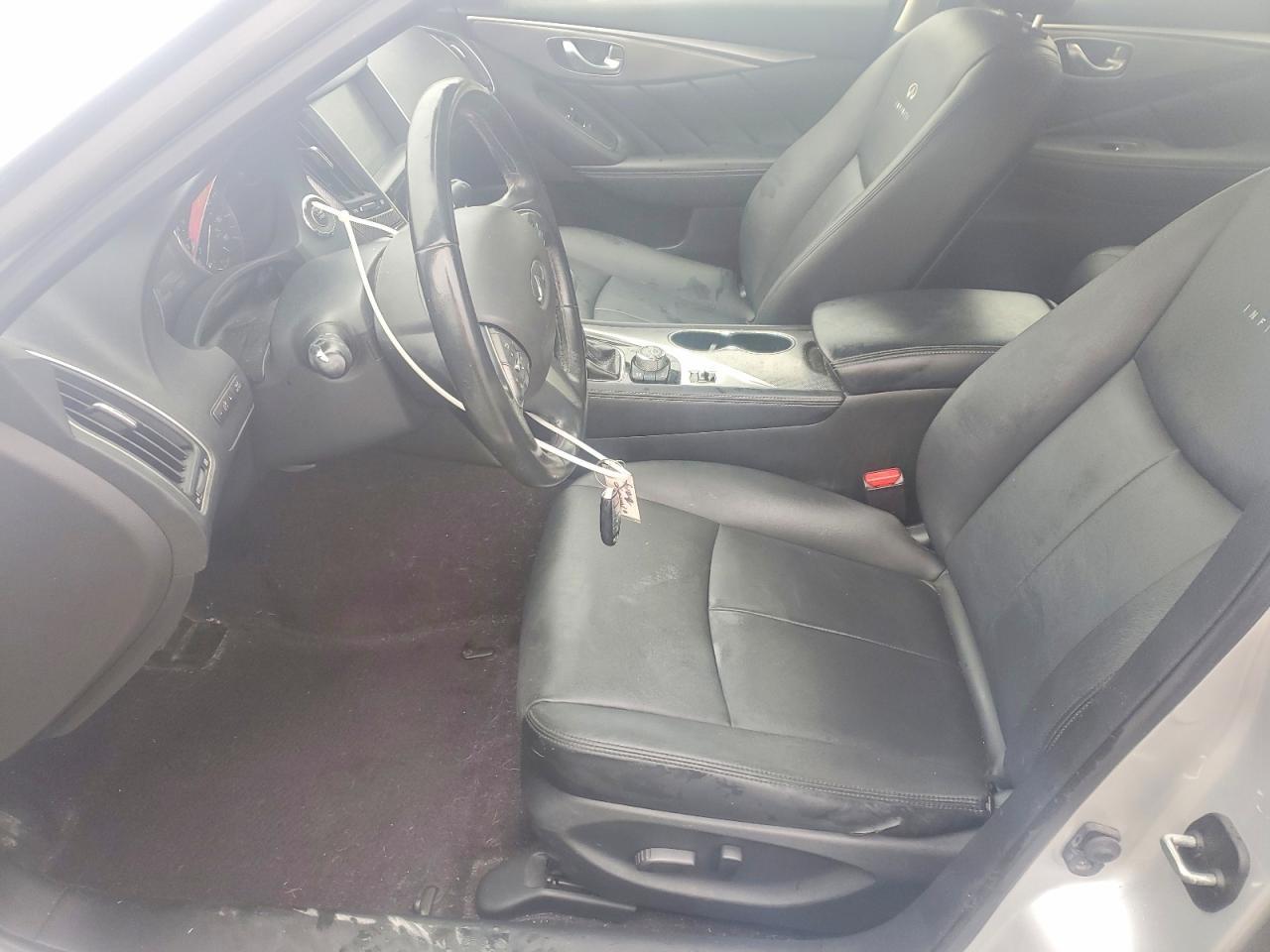2014 INFINITI Q50