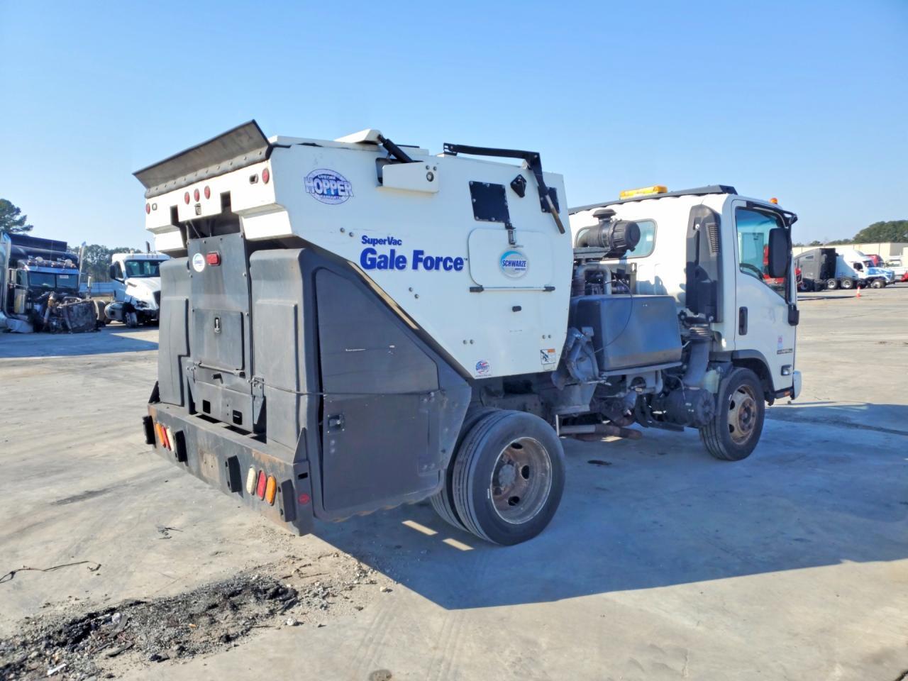 2017 ISUZU Npr Hd
